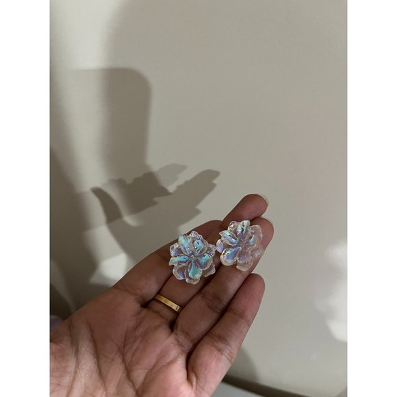 Chunky Clear Acrylic earring studs flower white ice large holographic acrylic - Picture 4 of 7